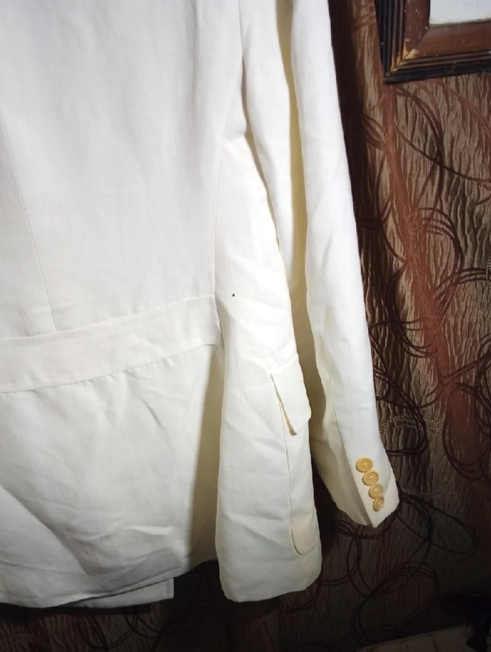 Ralph Lauren Off-White Double-Breasted Blazer - Picture 12 of 14